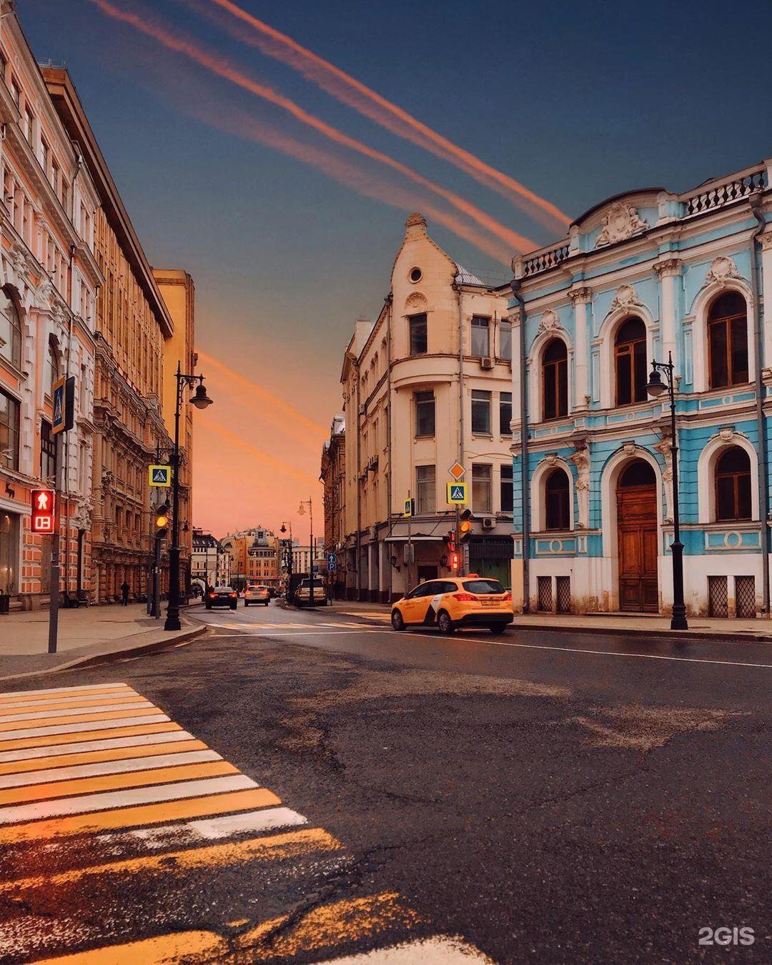 старинные улицы москвы где погулять