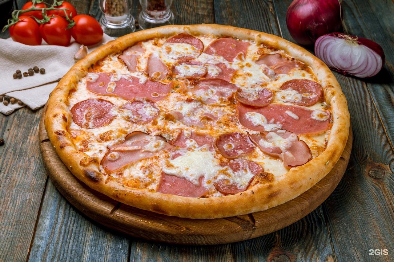 пицца домашняя рецепт приготовления с колбасой с сыром фото 97