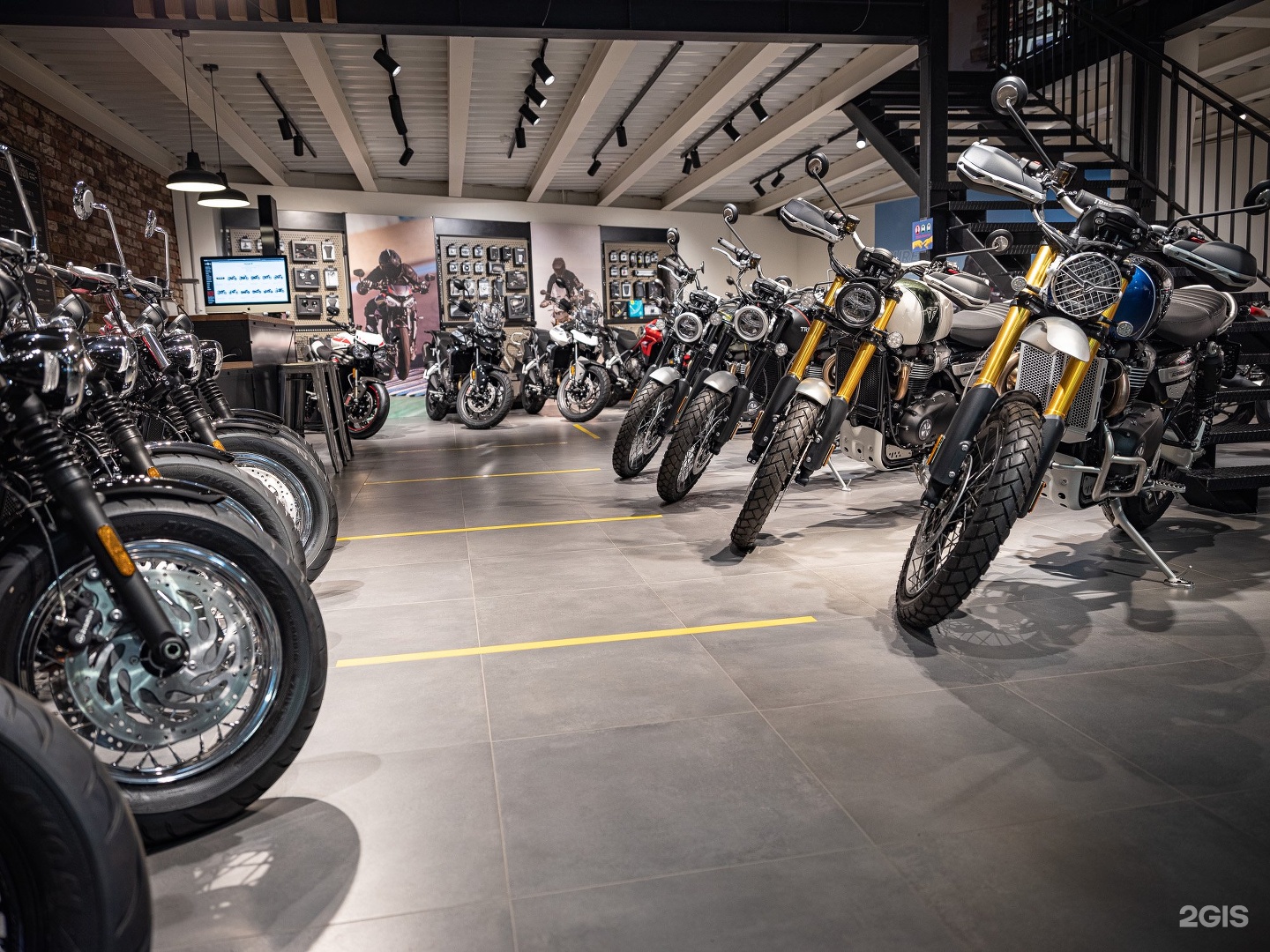 хонда гранд туризмо. эндуро мотоцикл гранд туризмо. гранд мото. Mv agusta veloce 800. ямаха гранд туризмо мотоцикл.