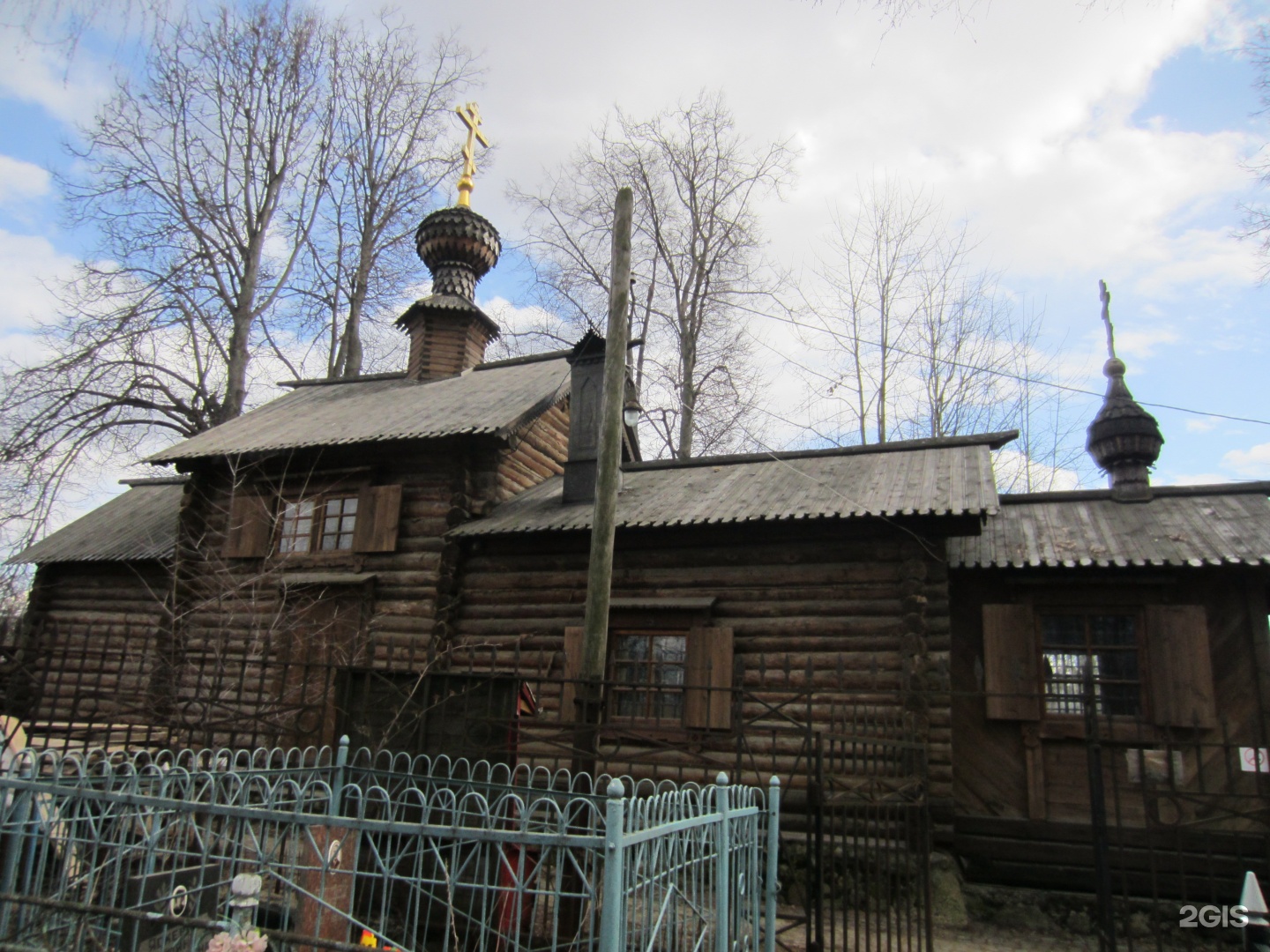 Церковь в Долгопрудном на Лихачевском шоссе