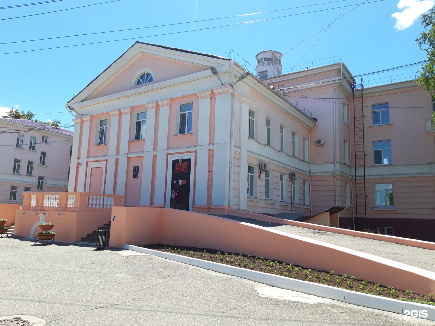 Октябрьская больница амурская. Амурская областная детская клиническая больница Благовещенск. Детская больница Благовещенск Октябрьская 108. ОДКБ Благовещенск. Ул Октябрьская 108 Благовещенск.