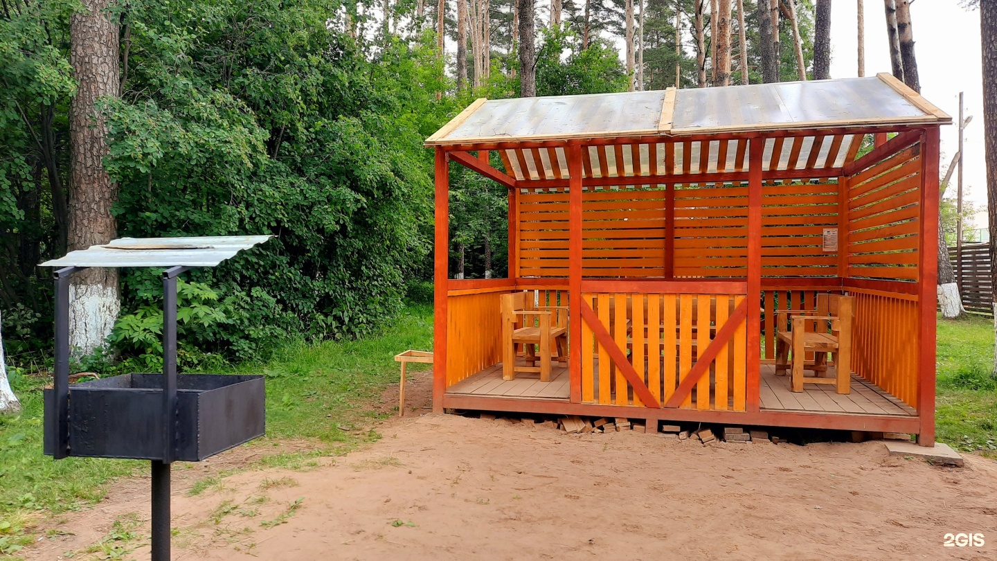 Пикник пермь. Forest Lounge, Пермь. Беседки лес Алтуфьево. Надпись аренда беседки на 1 час.