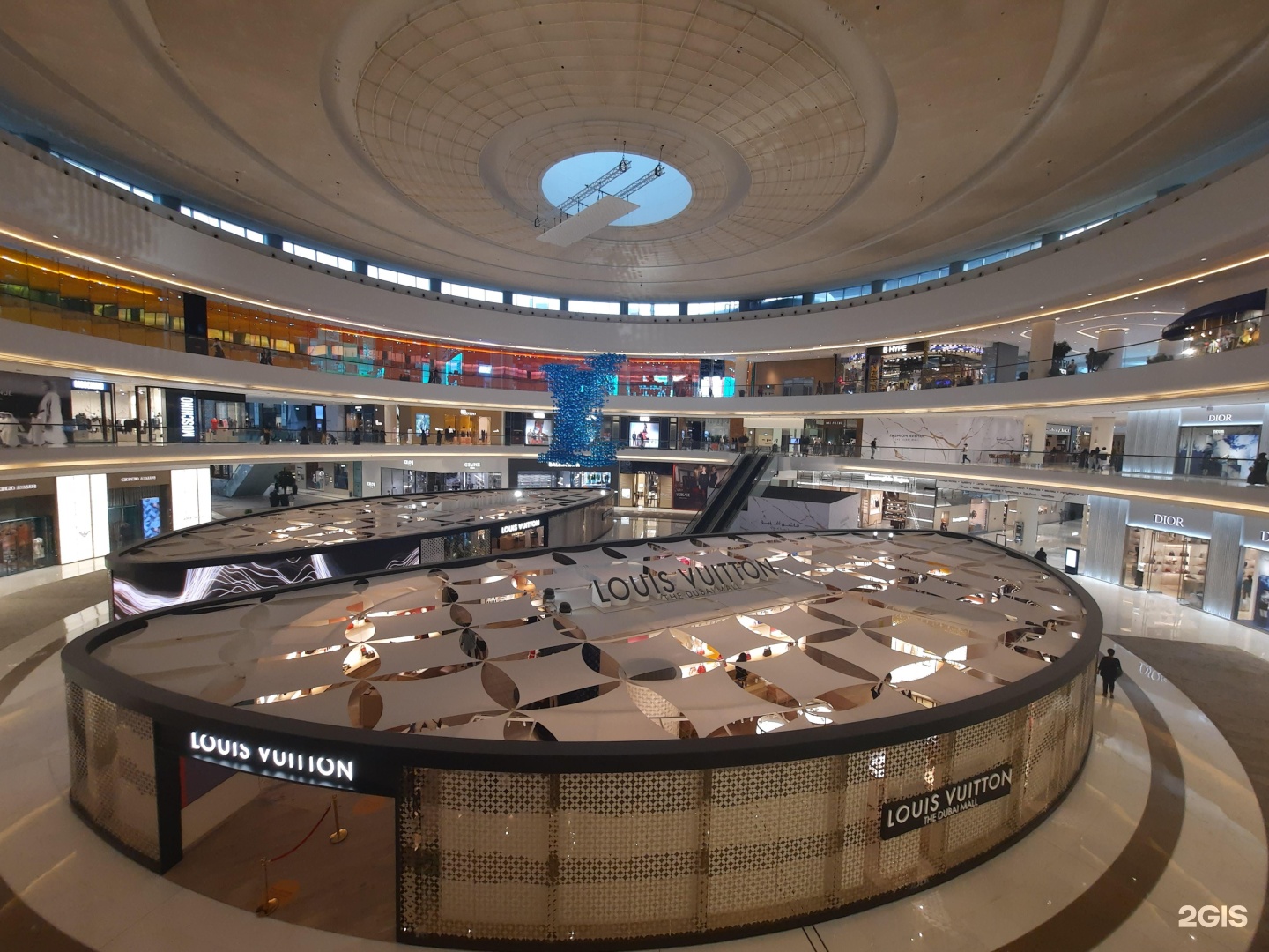 Louis Vuitton, fashion house, Dubai Mall, 3, Mohammed Bin Rashid Boulevard,  Dubai — 2GIS