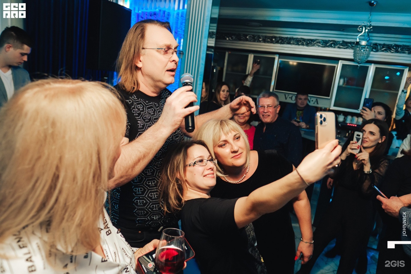 Можно фотоотчет. Ла вилла краснодар фотоотчеты. Бар фотоотчет. Ла вилла краснодар. Black house club минск.