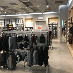 Фото от владельца H & M, магазин