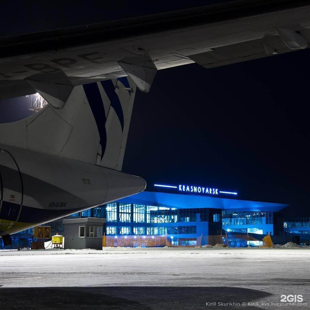 Самолет красноярск. Аэропорт Емельяново Красноярск. Емельяновский аэропорт Красноярск. Аэропорт Емельяново Красноярск самолеты. 1 Аэропорт в Красноярске Емельяново.