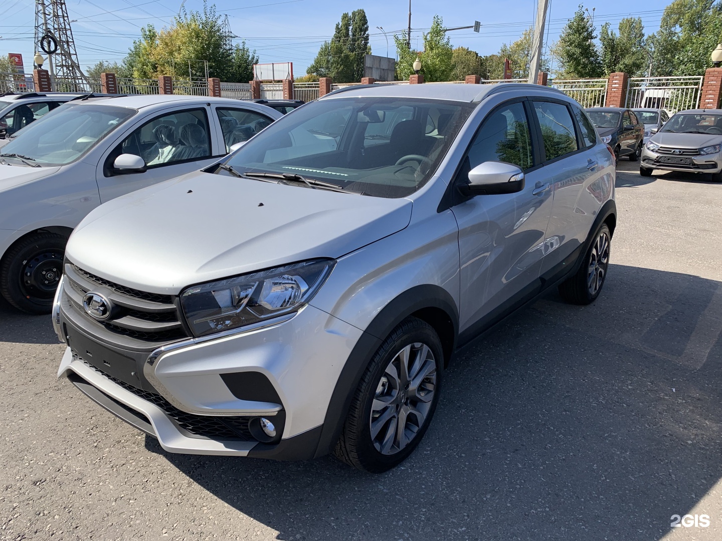 Автосалон ваз. Шоссейная 46 тольятти автосалон. Автосалон ваз. Полад тольятти. Тольятти авто автосалон отзывы.