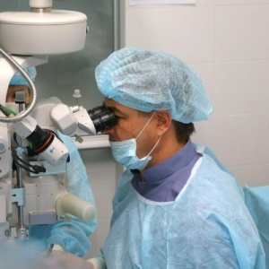 Фото от владельца Глазная хирургия Расческов, офтальмологический центр