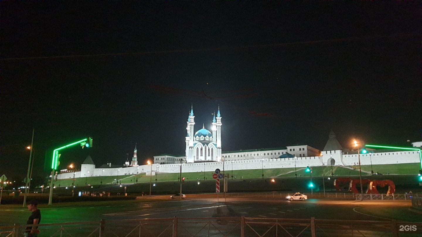 Кремлевская 13