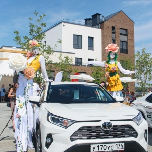 Фото от владельца Тойота Центр Челябинск Восток, автоцентр