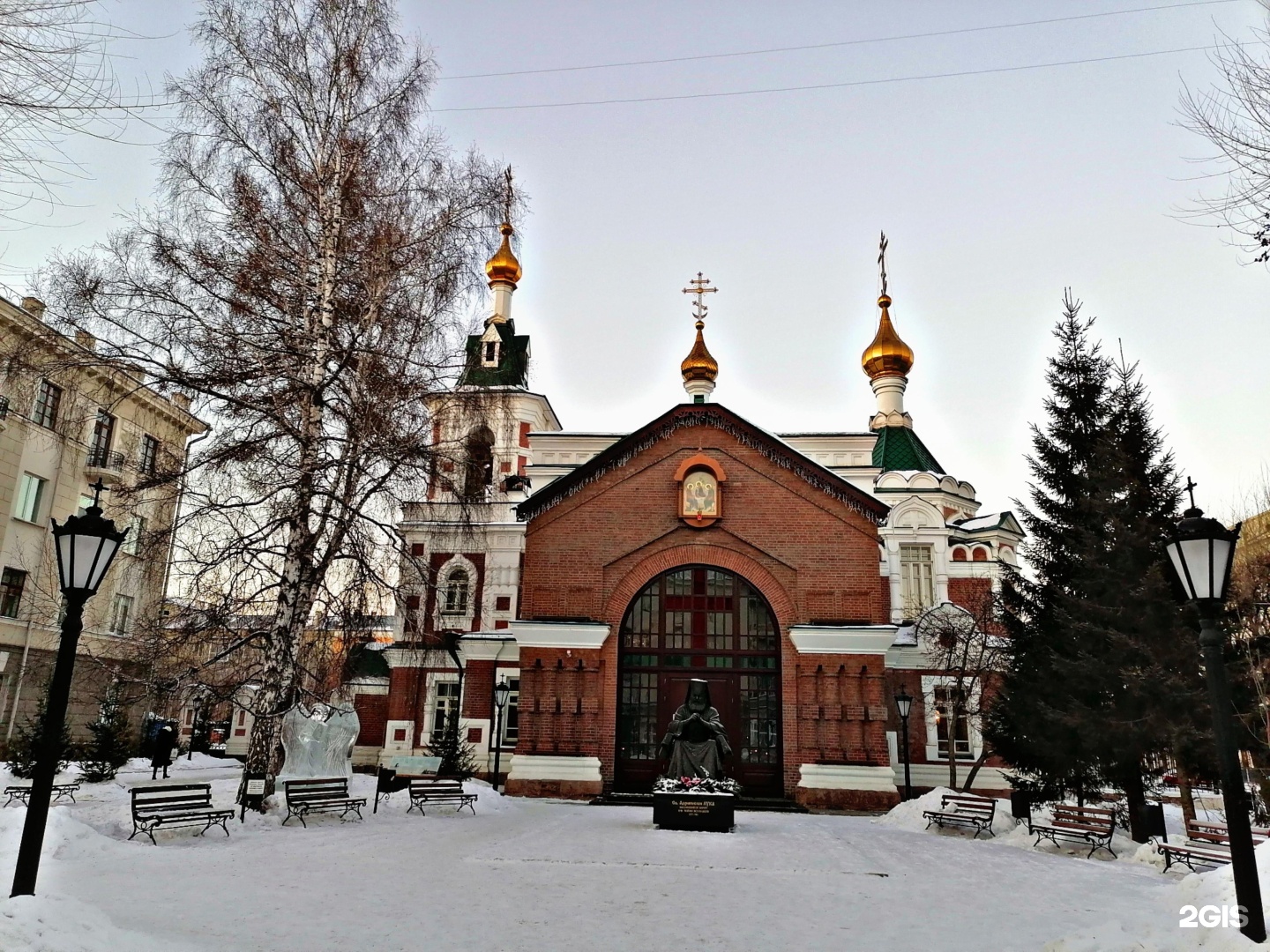 Рн красноярск. Приход храма Святого Иоанна Предтечи Красноярск. Красноярск улица Горького 27 Церковь Иоанна Предтечи. Храм Иоанна Предтечи красноярскфасады. Горького 27 Красноярск