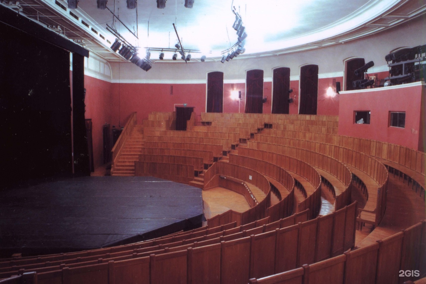 Учебный театр на Моховой Санкт-Петербург