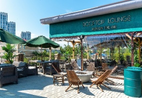 Отель V Hotel&Rooftop lounge в Приморском крае