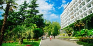 Лазаревское: Санаторий Бирюза