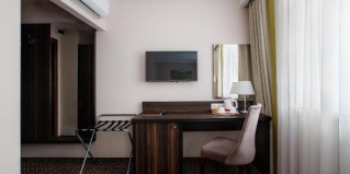 Екатеринбург: Отель Урал