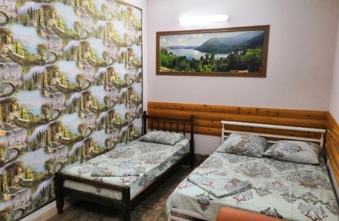 Славянск-на-Кубани: Коттедж Гостиный дворик