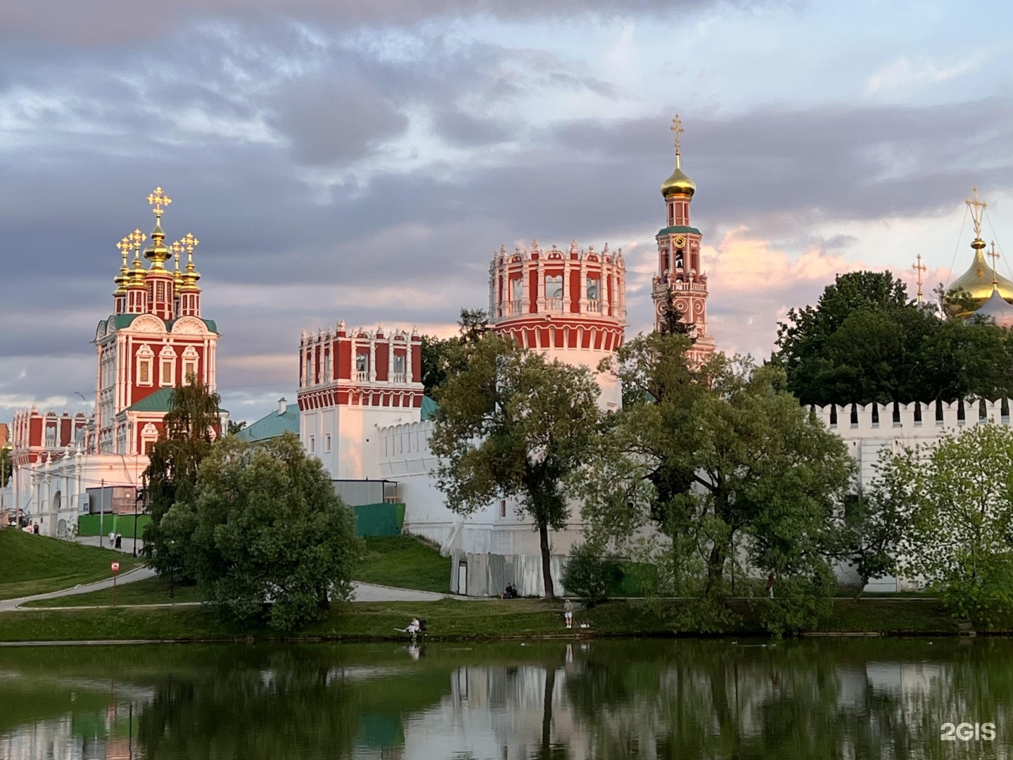 новодевичий монастырь в москве