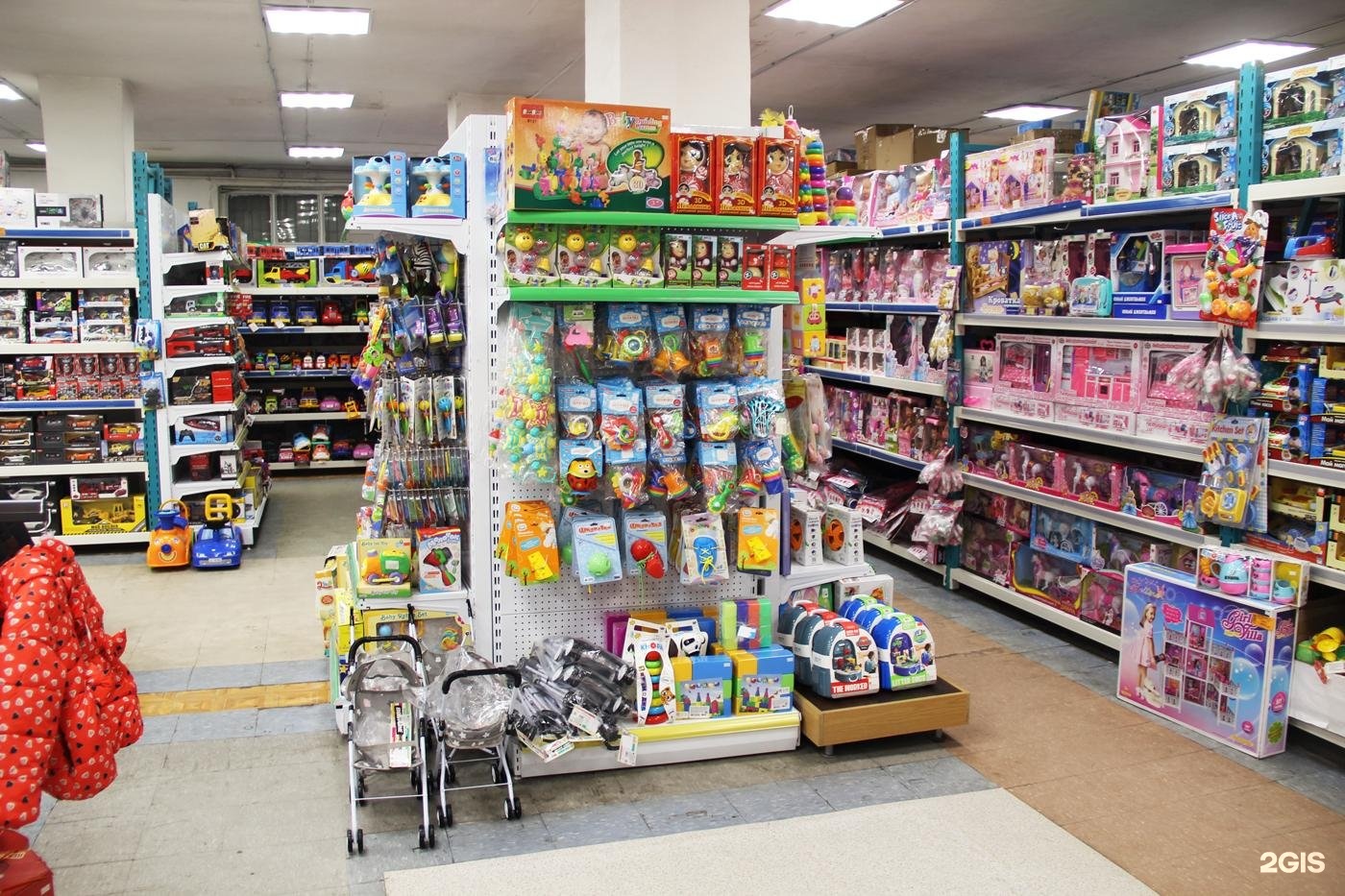 детские товары калининград. детские товары калининград. игрушечные магазины в калининграде. детские товары калининград. светлячок магазин фото.