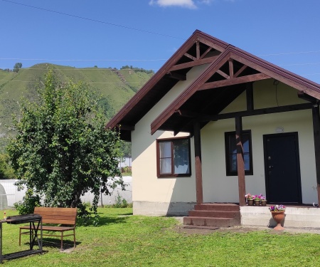 Коттедж House in the village в Манжероке