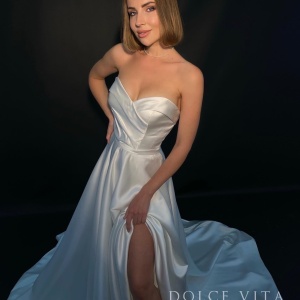 Фото от владельца Dolce Vita, студия свадебной и вечерней моды