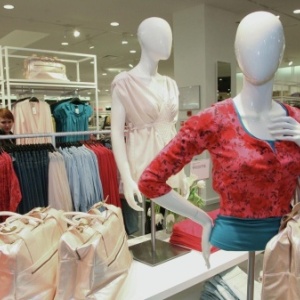 Фото от владельца H & M, магазин одежды и аксессуаров