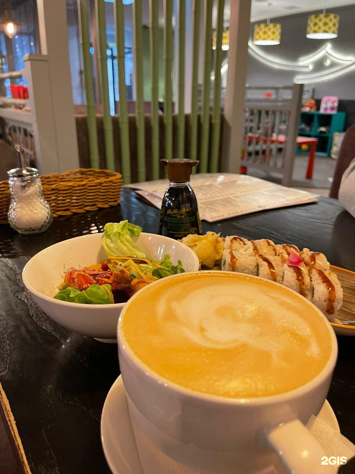 Фудзи восток запад нижневартовск. Фудзи пермь суши бар. Ресторан фудзи кемерово. Фудзи кемерово. Суворова 30/35 рестораны азиатской еды фудзи.