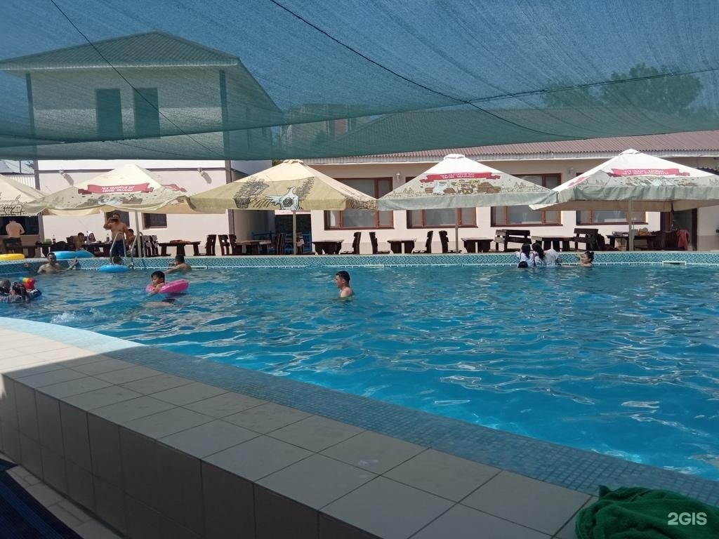 Aqua Grand