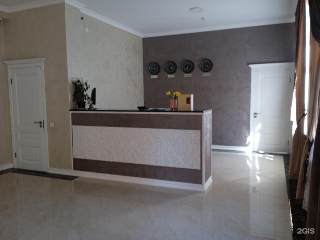 Rosso Hotel