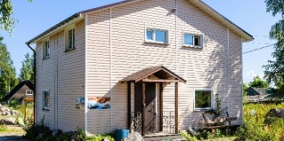 Лосево: Коттедж Лосевские пороги