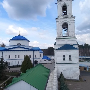 Фото от владельца Колокольня с надвратной церковью в честь Архистратига Божия Михаила