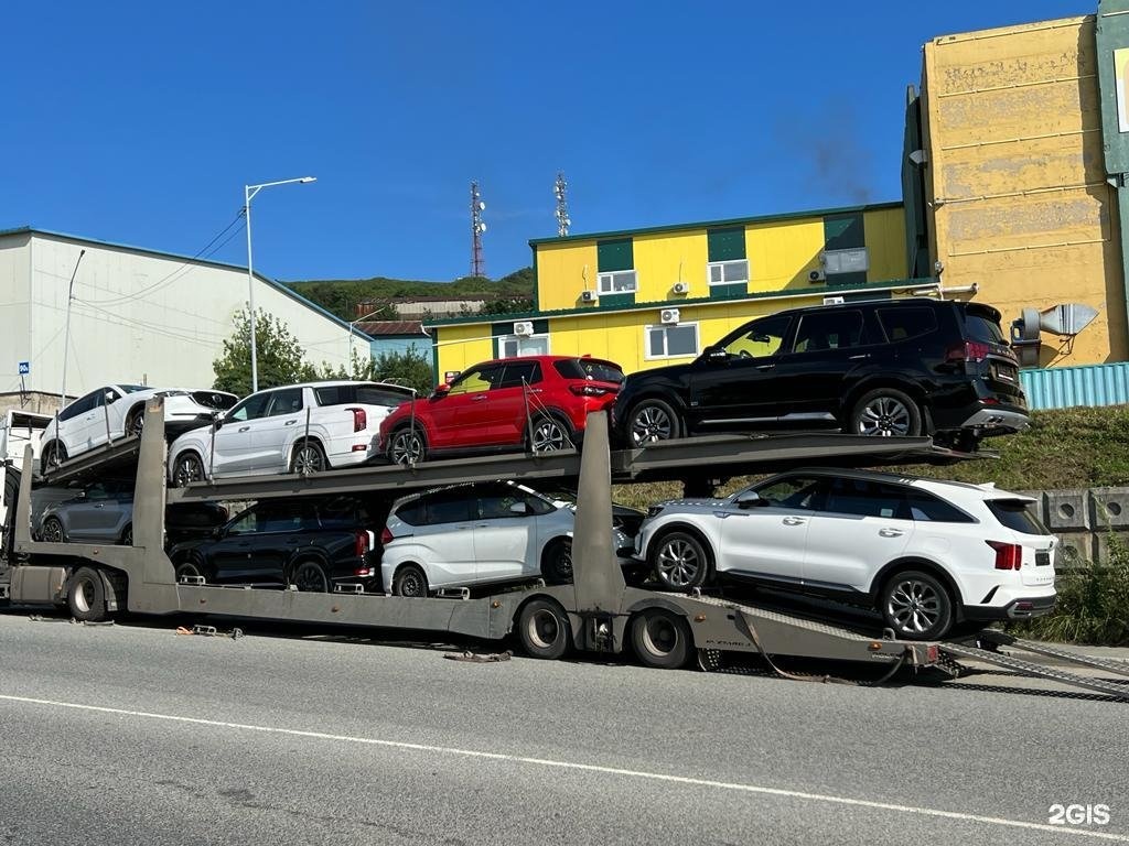 Автовоз владивосток компании. Автовоз Владивосток. Автовоз Москва. Загрузка автовоза. Мега загрузка автовоза.