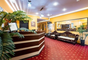 Мини-отель Jenavi Club Hotel в Санкт-Петербурге