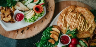 Кузнецы: Отель Аристократ