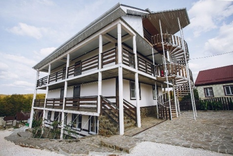 Каменномостский: Коттедж Иверия