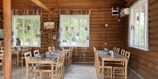 Харабалинский район: Турбаза Гремучий