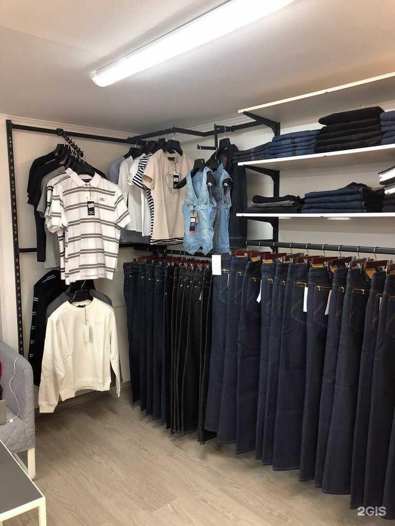 Магазин delight. Название мужских магазинов в Москве. Montana shop