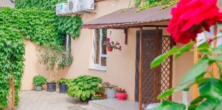 Витязево: Гостевой дом Черномор