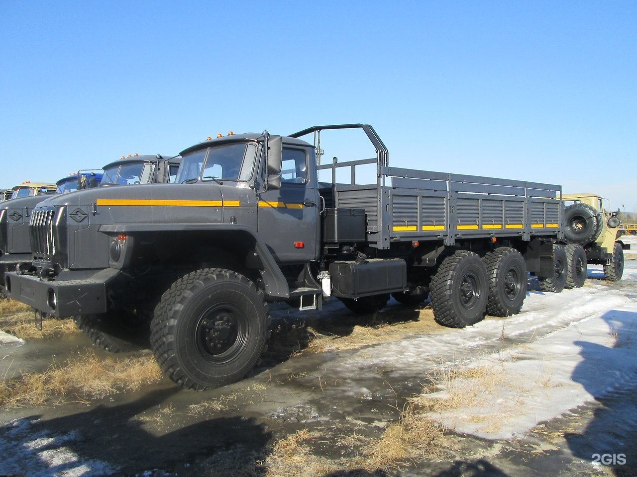 Урал с камазовским двигателем. КАМАЗ Урал. МАЗ КАМАЗ Урал. ГАЗ КАМАЗ. КАМАЗ Урал фото.