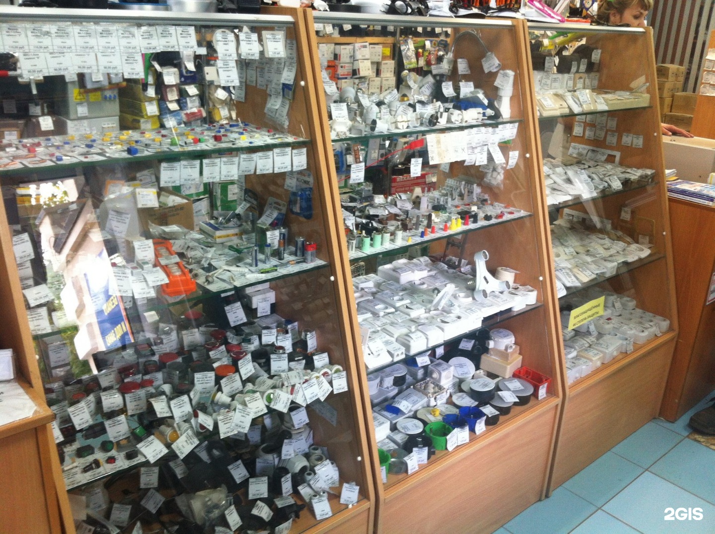 Бисертский завод уралсельмаш. Гбо метан уаз. Магазин газового оборудования. Газовое оборудование каменск уральский. Гбо тойота авенсис 1.