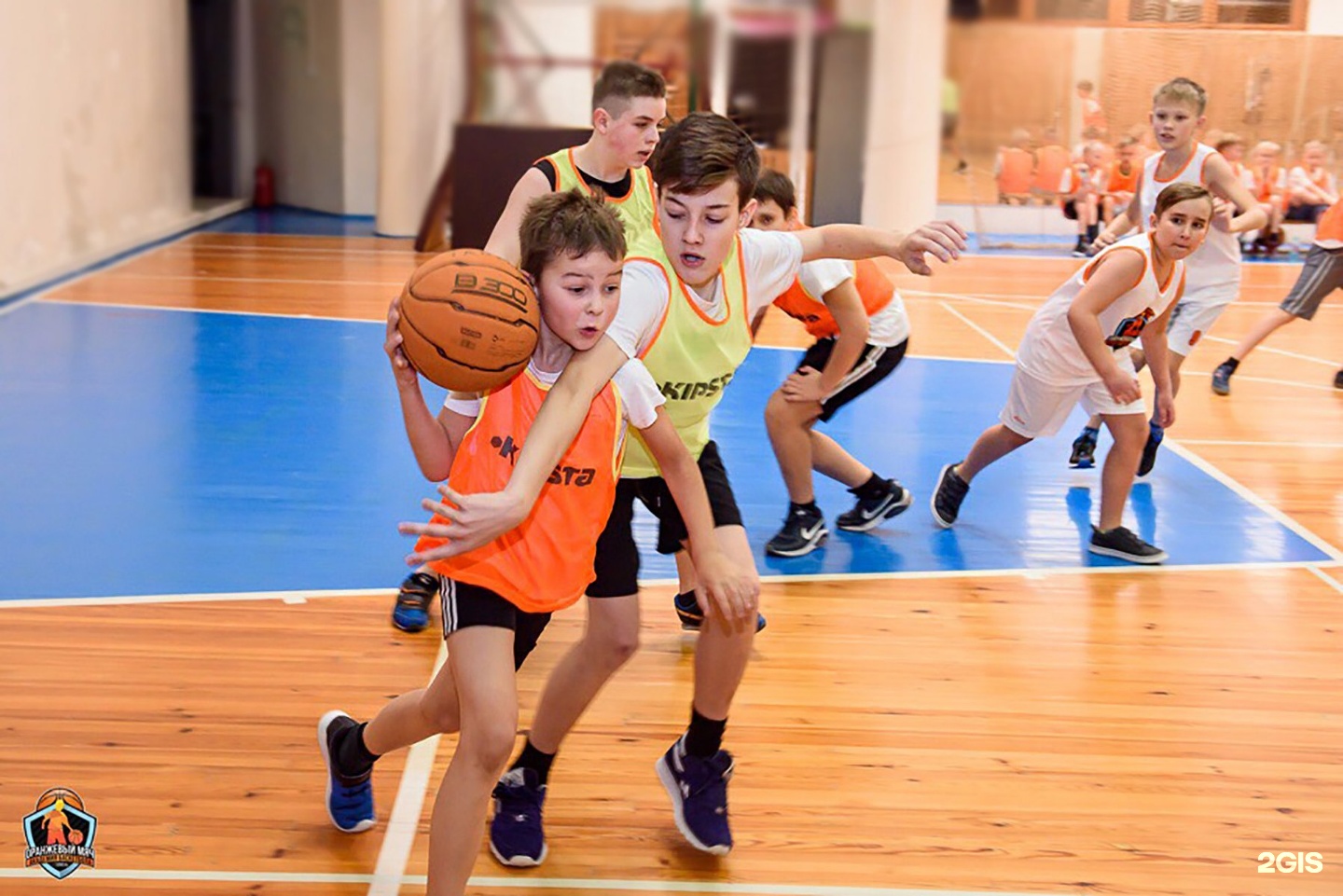Спортивная школа возраст. Баскетбол дети. Спортивная школа баскетбол. Спортивные секции для мальчиков. Баксет детский.