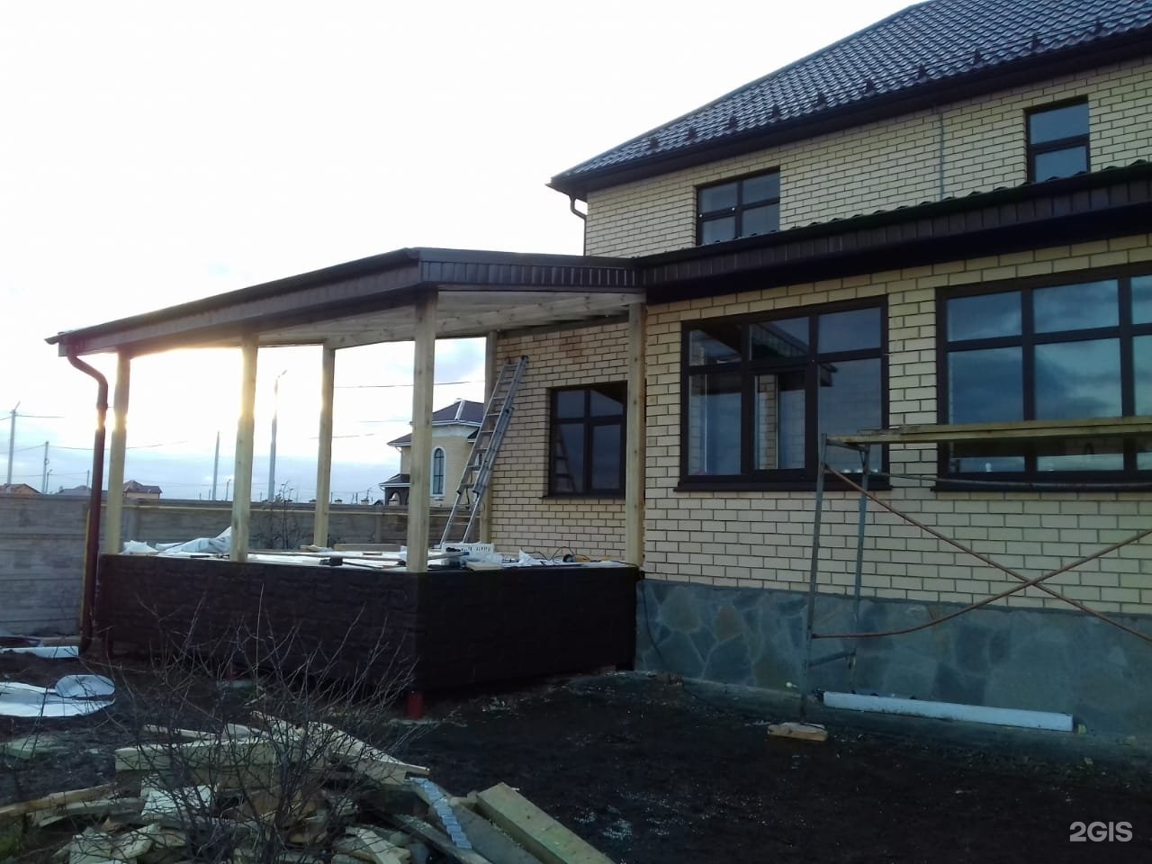 Михайловский дворик тюмень официальный сайт. Михайловский дворик тюмень. Михайловский дворик тюмень фото. Михайловский дворик тюмень официальный сайт. Коттедж на михеева 8 тюмень.