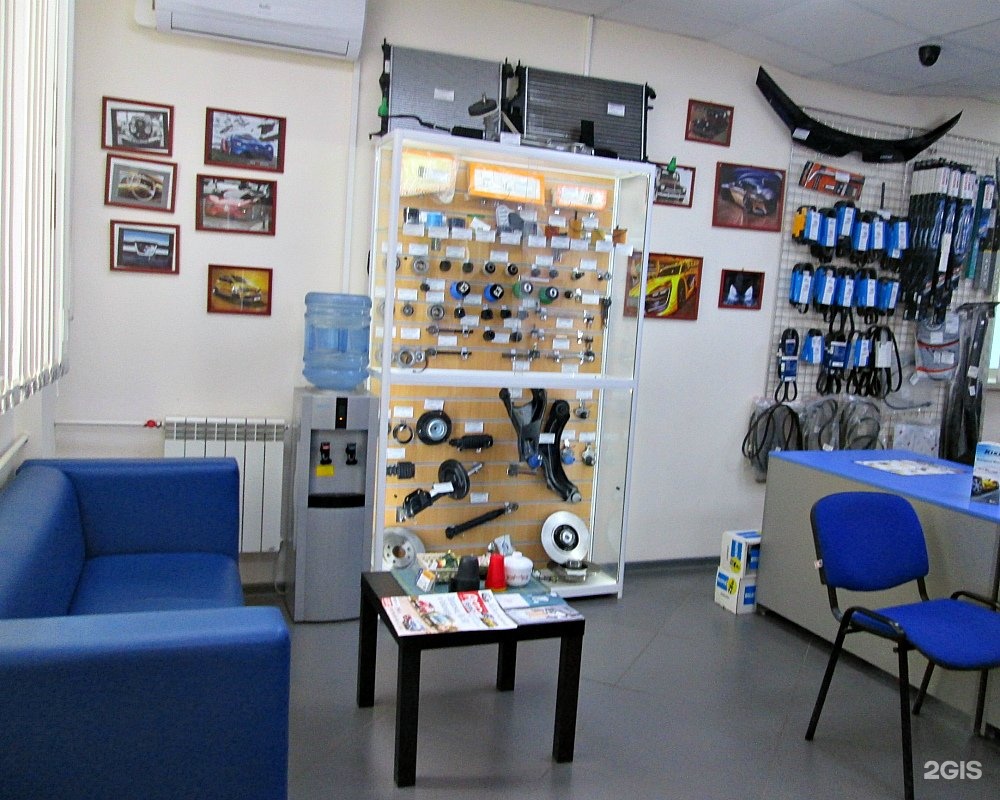 интерьер магазина автозапчастей. 201. интерьер магазина запчастей. интерьер комплектующие.