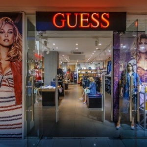 Фото от владельца Guess, магазин одежды