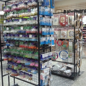 Фото от владельца Веком, магазин тканей, пряжи и товаров для рукоделия