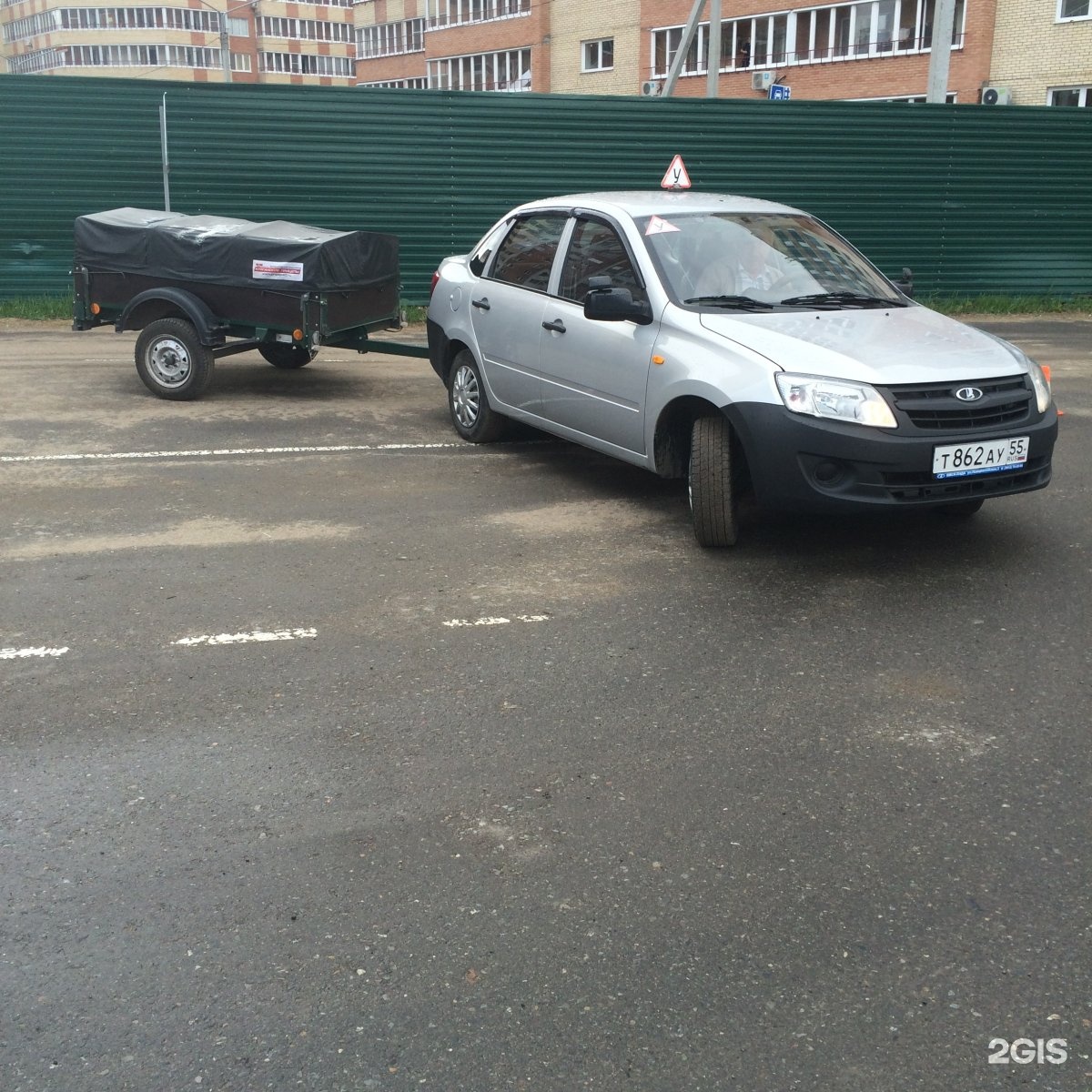 Автошкола Гарант Омск. Директор автошколы Гарант Омск. Автошкола Гарант Мурманск. Автошкола Гарант безопасности Валуйки.