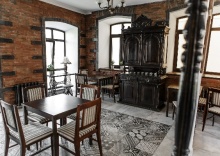 Омск: Отель Brick Walls Hotel