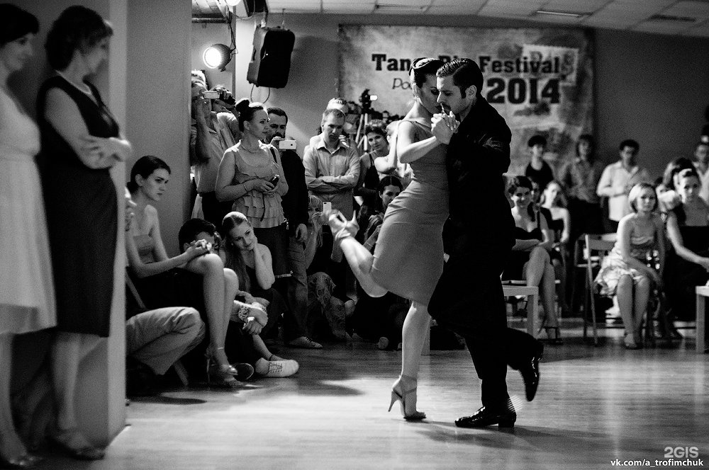 porno-argentinskoe-tango-rostov-masturbiruyut-vmeste