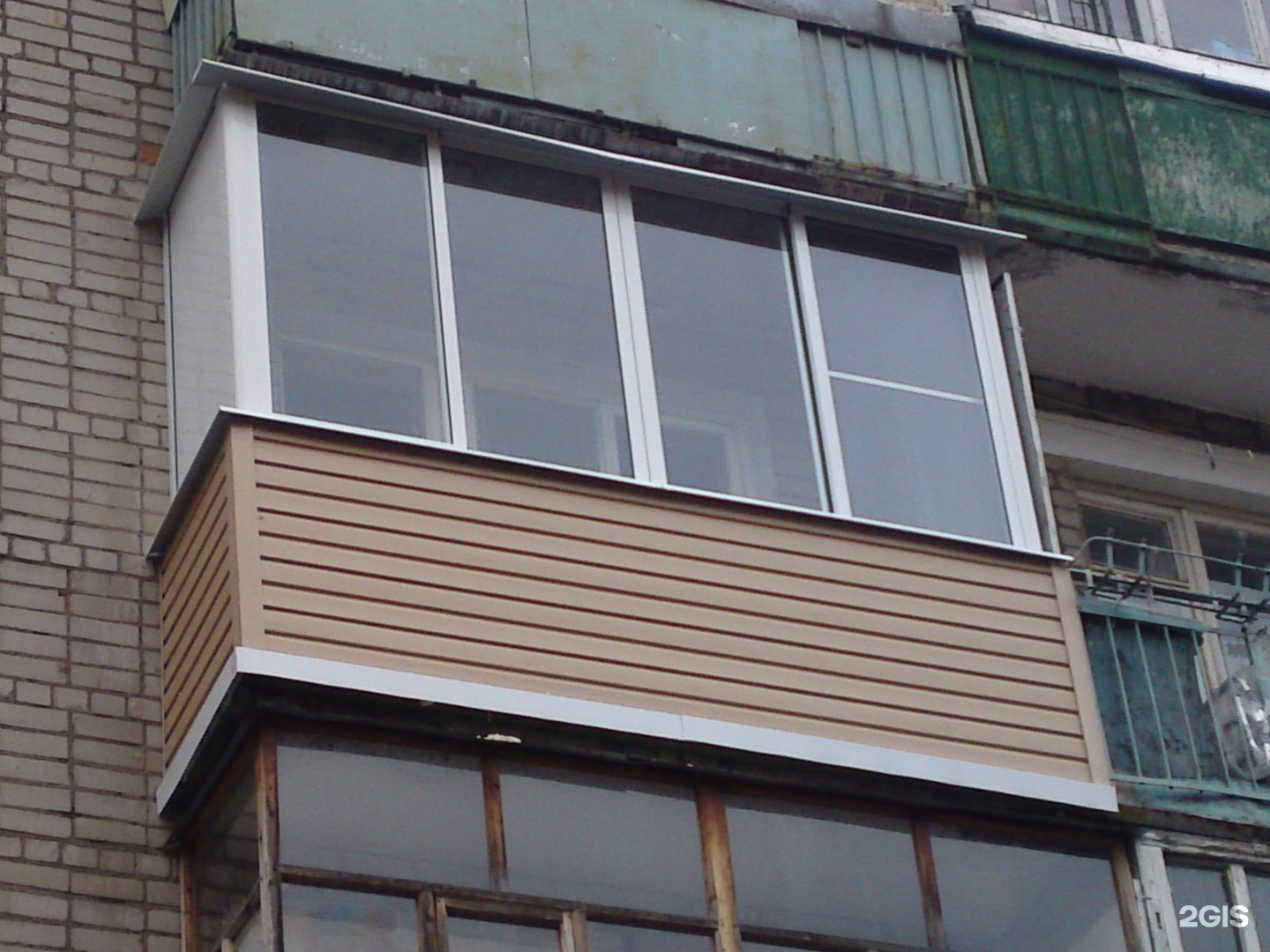 Алюминиевый сайдинг балкон