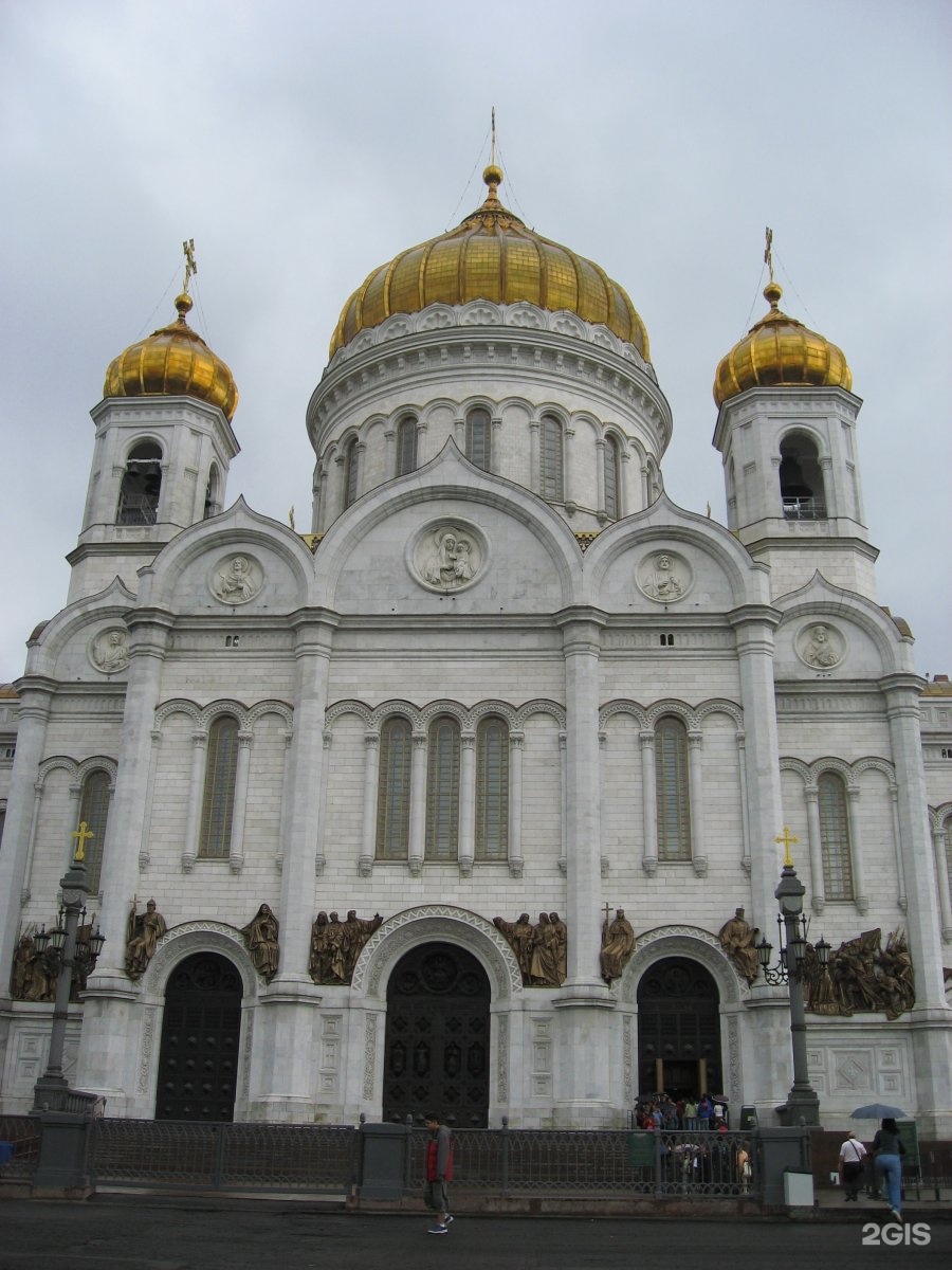 храм христа спасителя в москве снаружи