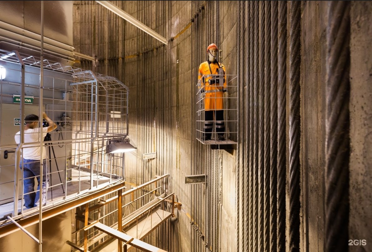 веревка. останкинская телебашня внутри. тросы останкинской телебашни. конопатка бревенчатого сруба. пожар на телебашне останкино.